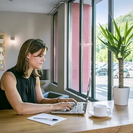 Hotel Comfort Lorda Lourdes