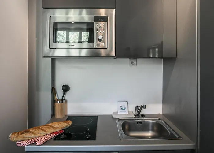 Comfort Lorda Lourdes