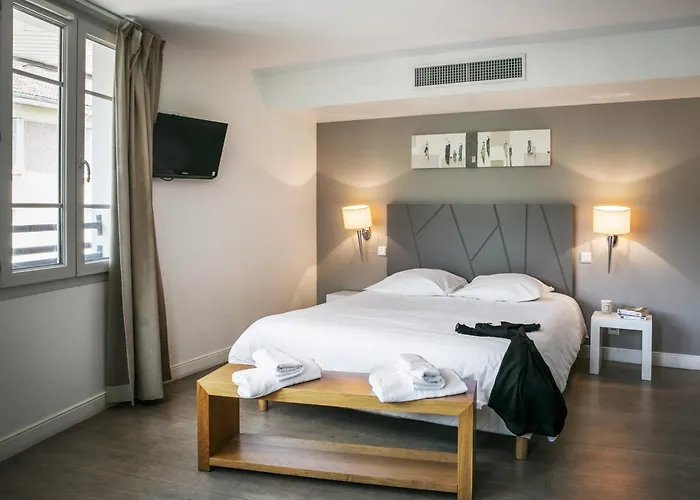 Hotel Comfort Lorda Lourdes