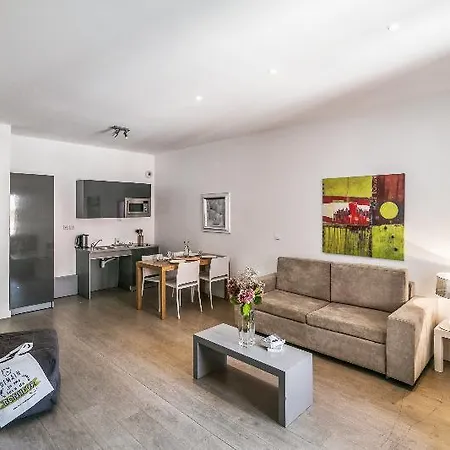 Comfort Lorda 4* ルルド