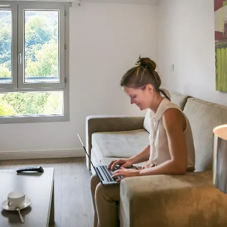 Comfort Lorda ルルド