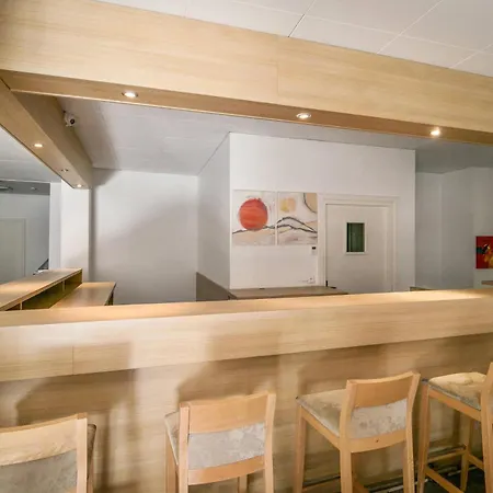 Aparthotel Comfort Lorda Lourdes