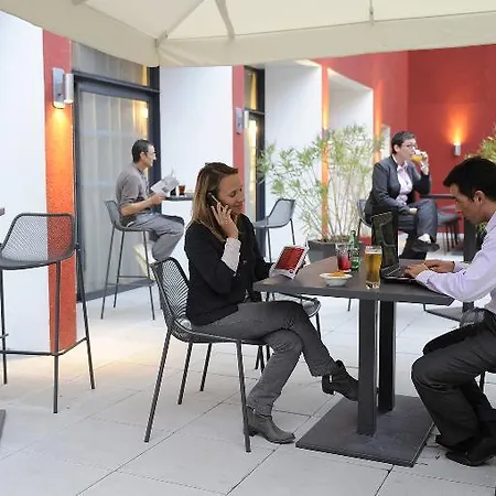 Zenitude Hotel-residences Lorda 4*