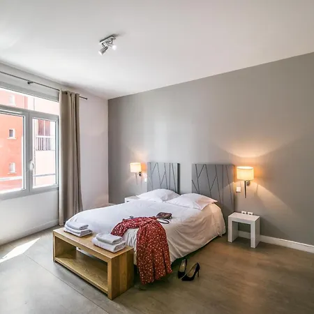 Aparthotel Comfort Lorda 4*